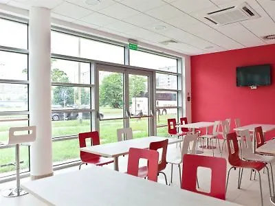 Premiere Classe Centrum فروتسواف